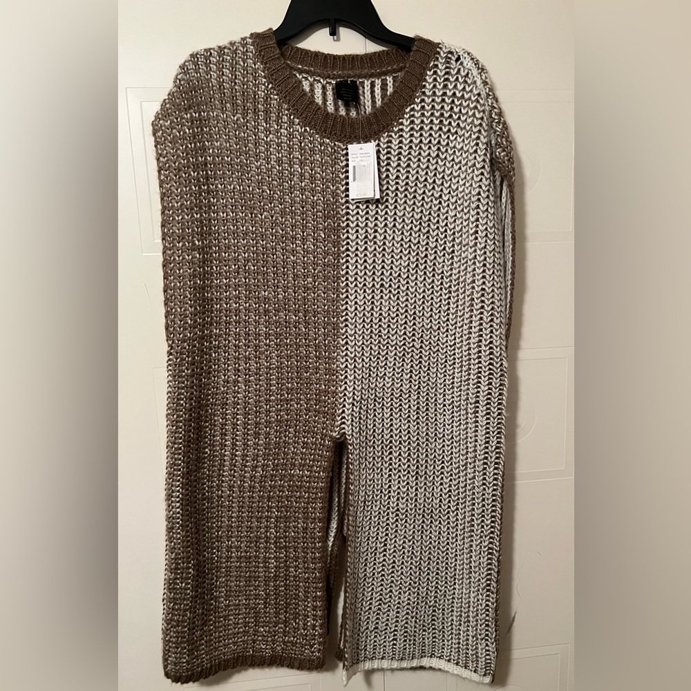 Taupe and ivory one size fits all knitted sweater